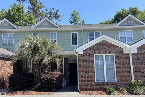 5609 Moss Vine Place